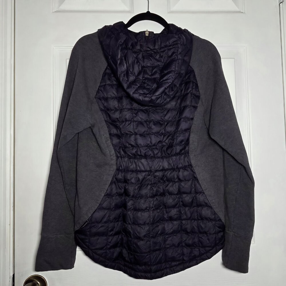The North Face Women's Black and Charcoal Ski Jacket - Picture 3 of 8